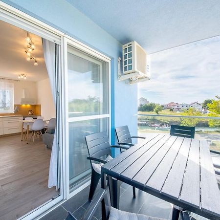 Apartman Pau 宁 外观 照片